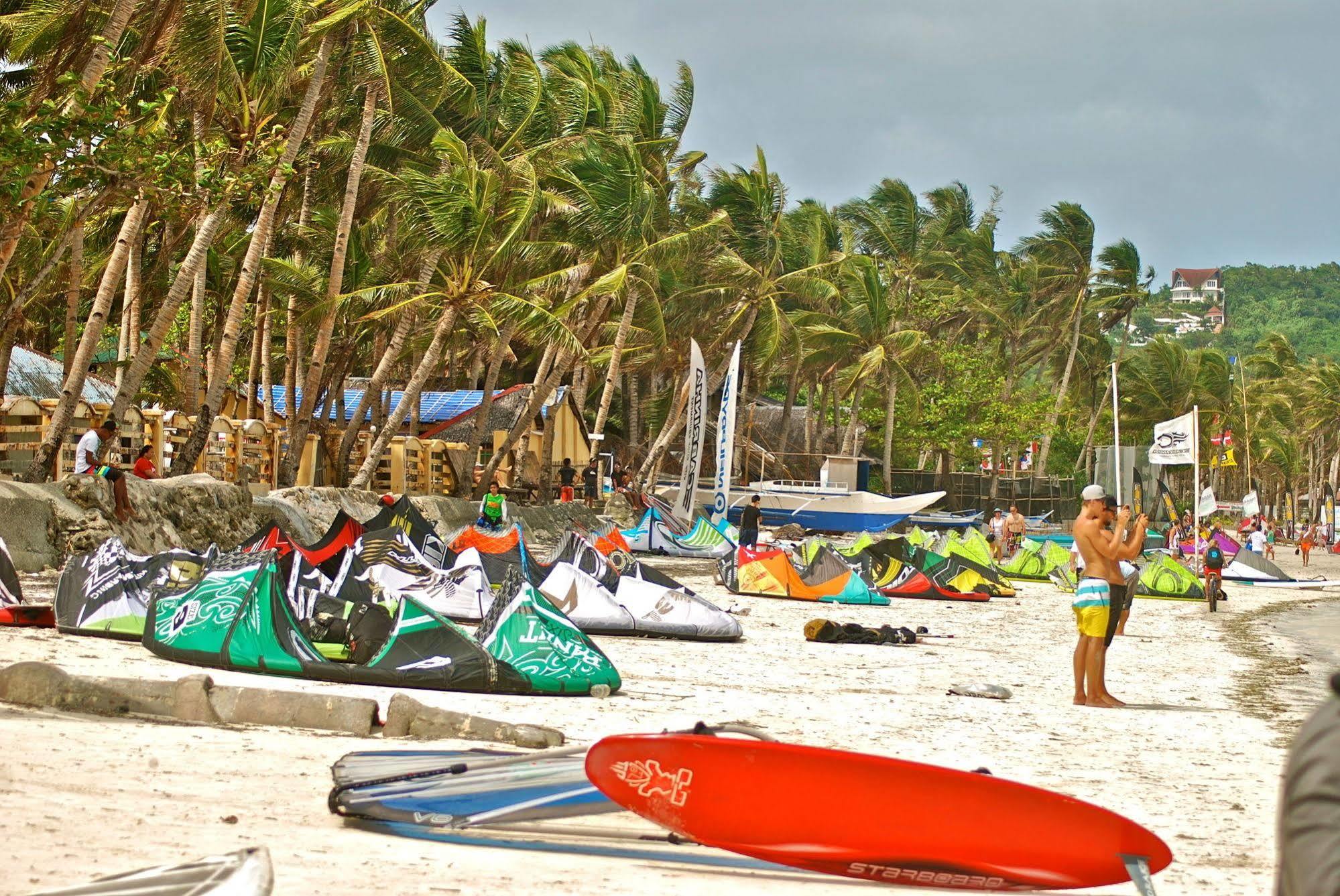 Rieseling Boracay Beach Resort Balabag  Kültér fotó